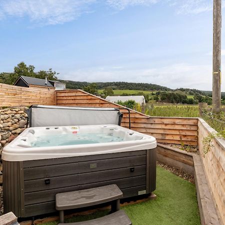 Alba - Charming Boutique Forest View Cabin With Hot Tub In Ballater Esterno foto