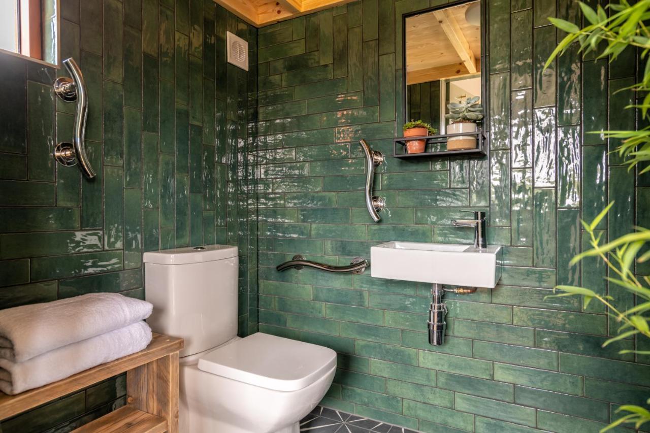 Alba - Charming Boutique Forest View Cabin With Hot Tub In Ballater Esterno foto