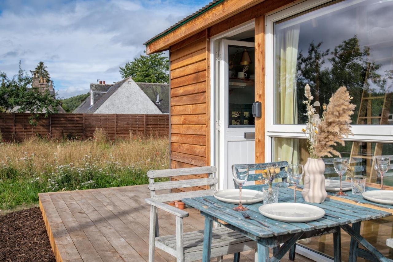 Alba - Charming Boutique Forest View Cabin With Hot Tub In Ballater Esterno foto